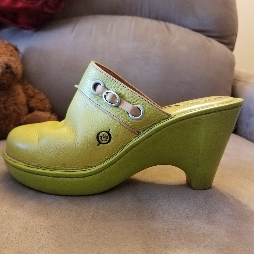 Born Clogs